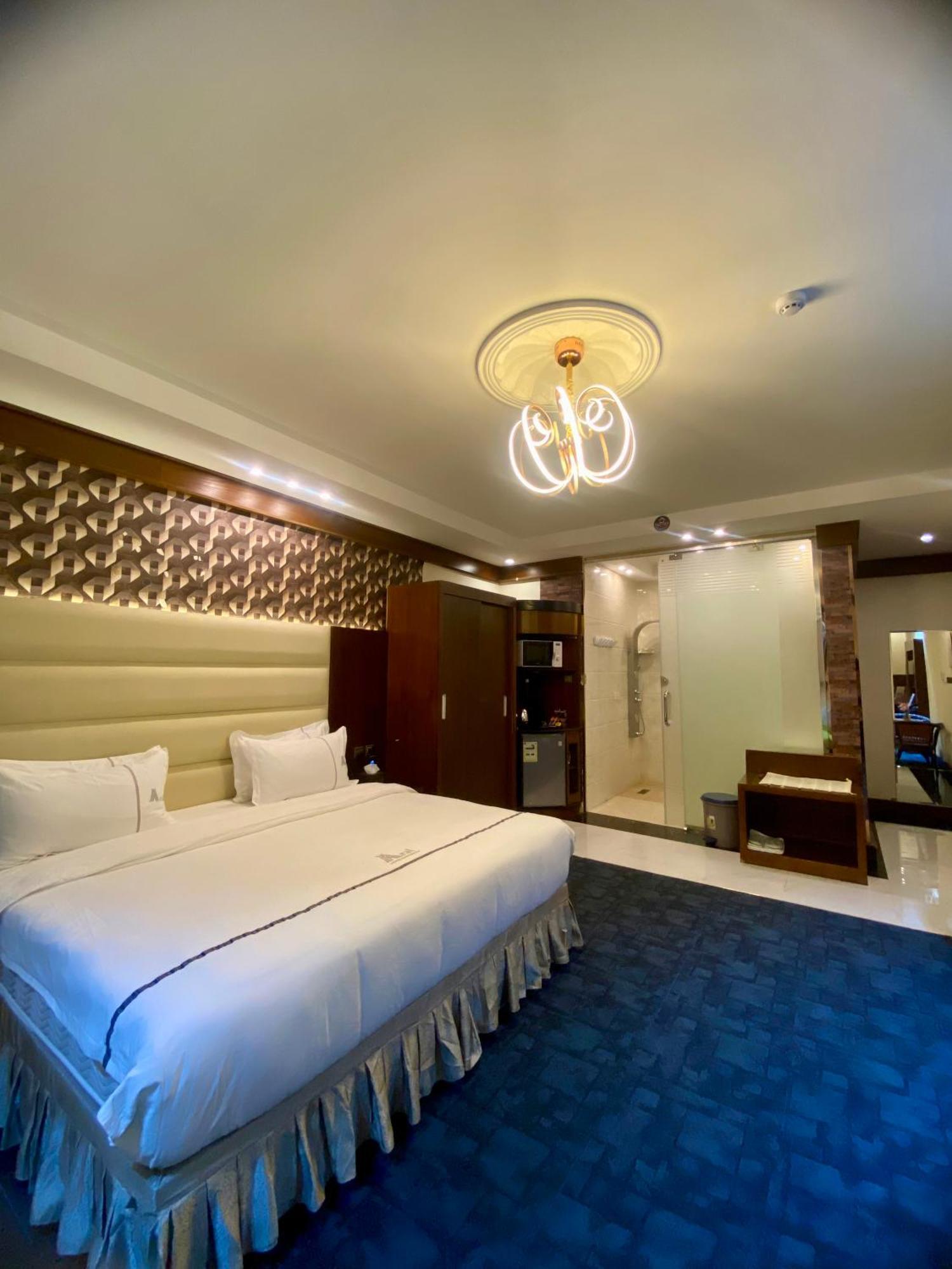Aral Hotel Apartments Tabuk Exterior photo